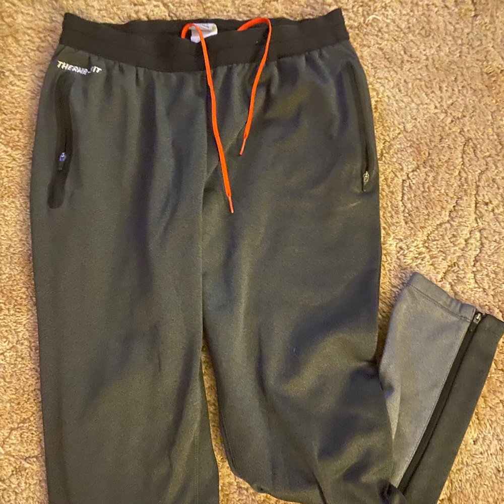 Nike Joggers